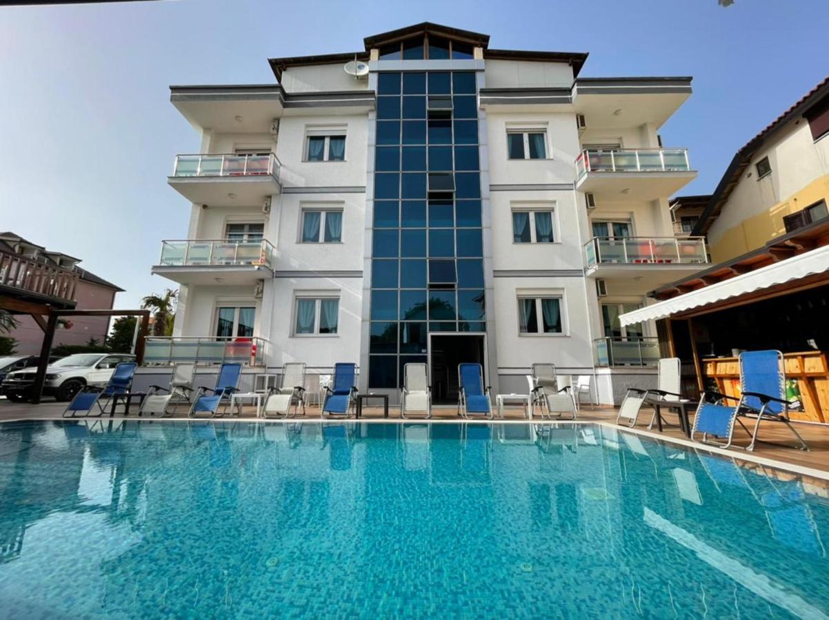 Brian Hotel Velipoja Kültér fotó