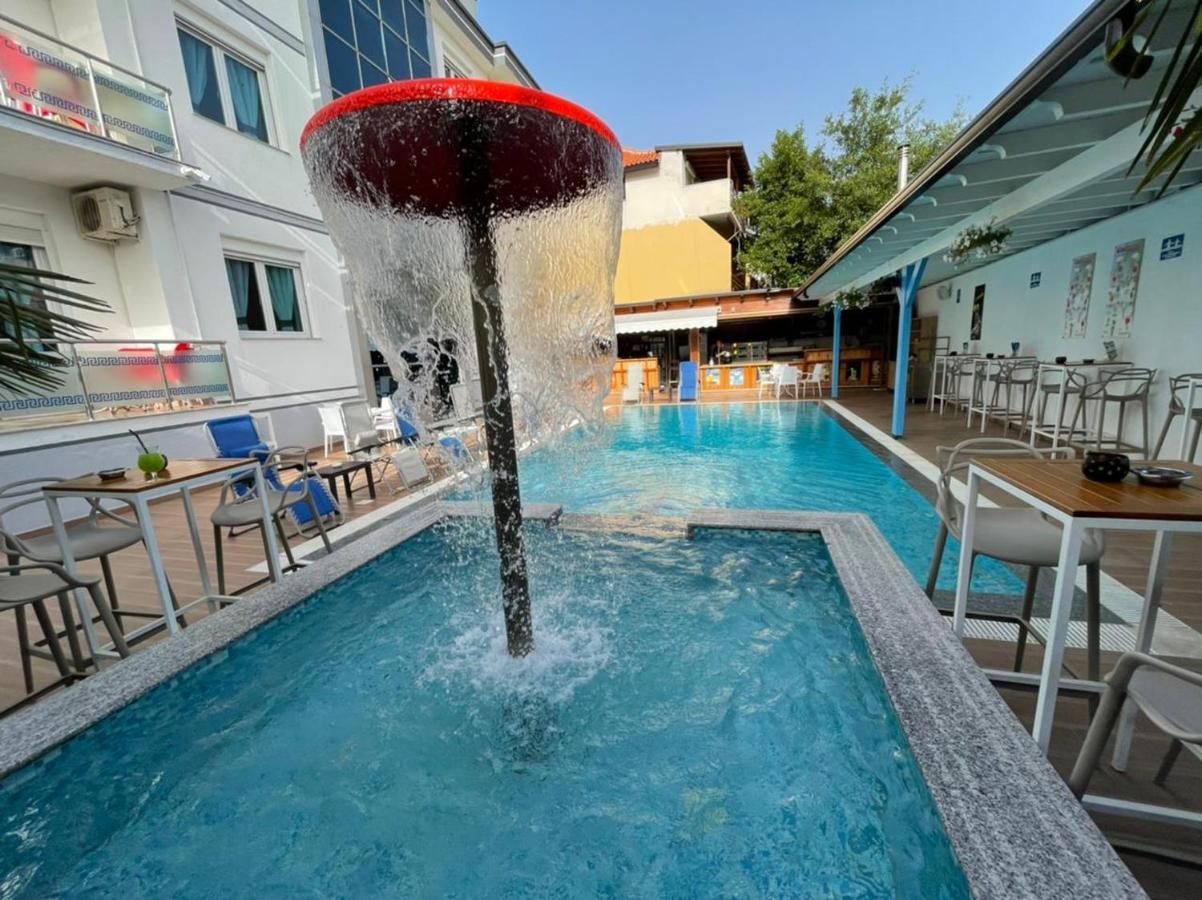 Brian Hotel Velipoja Kültér fotó