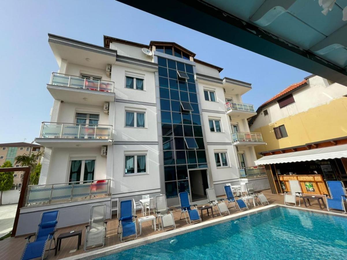 Brian Hotel Velipoja Kültér fotó